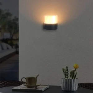 One Side Outdoor Light