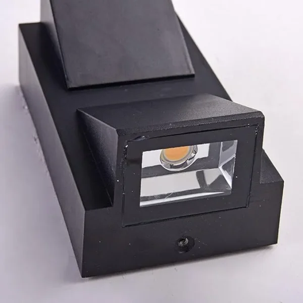 Double Sided Outdoor Wall Light - Image 5